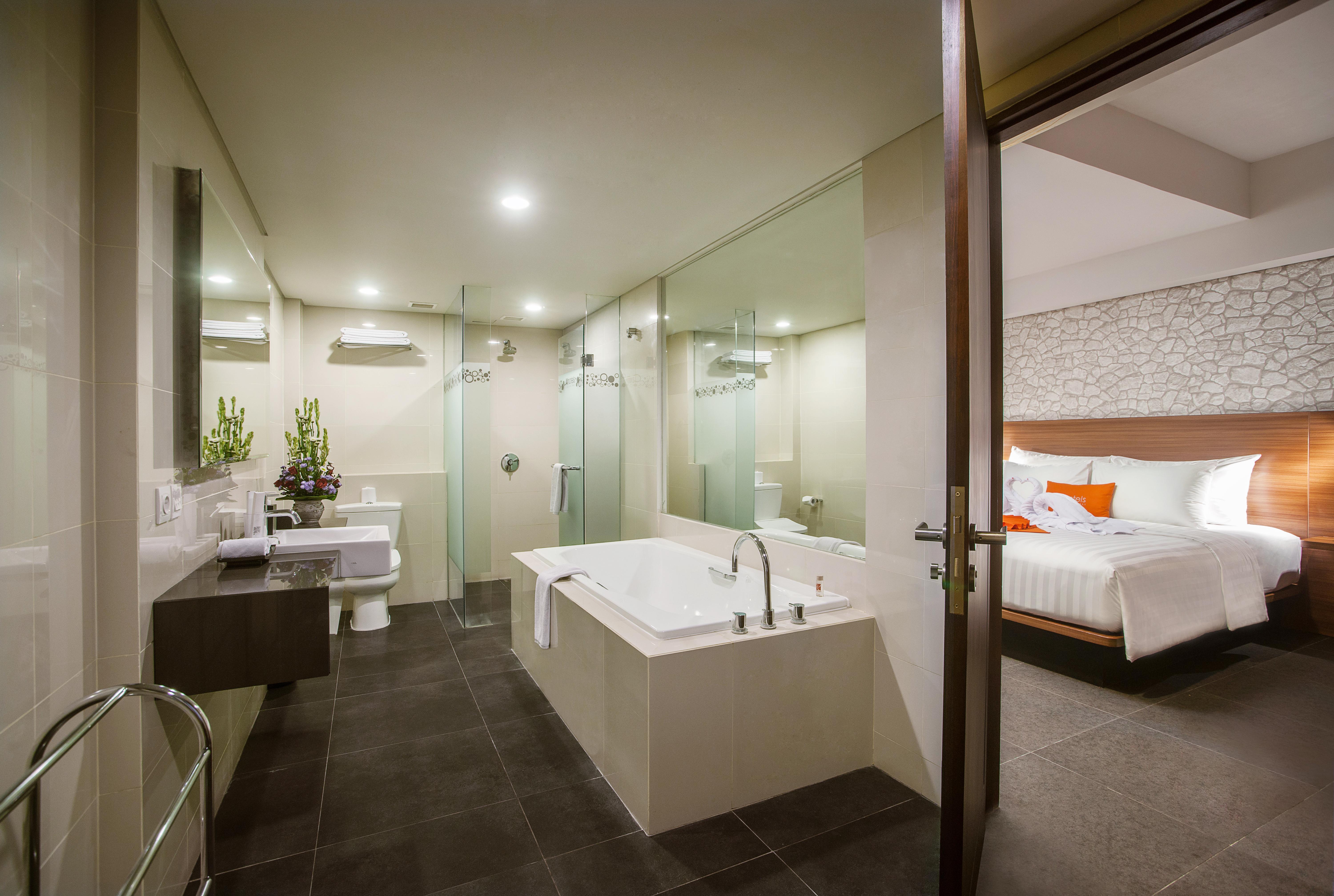 Hotel J4 Legian (Bali)