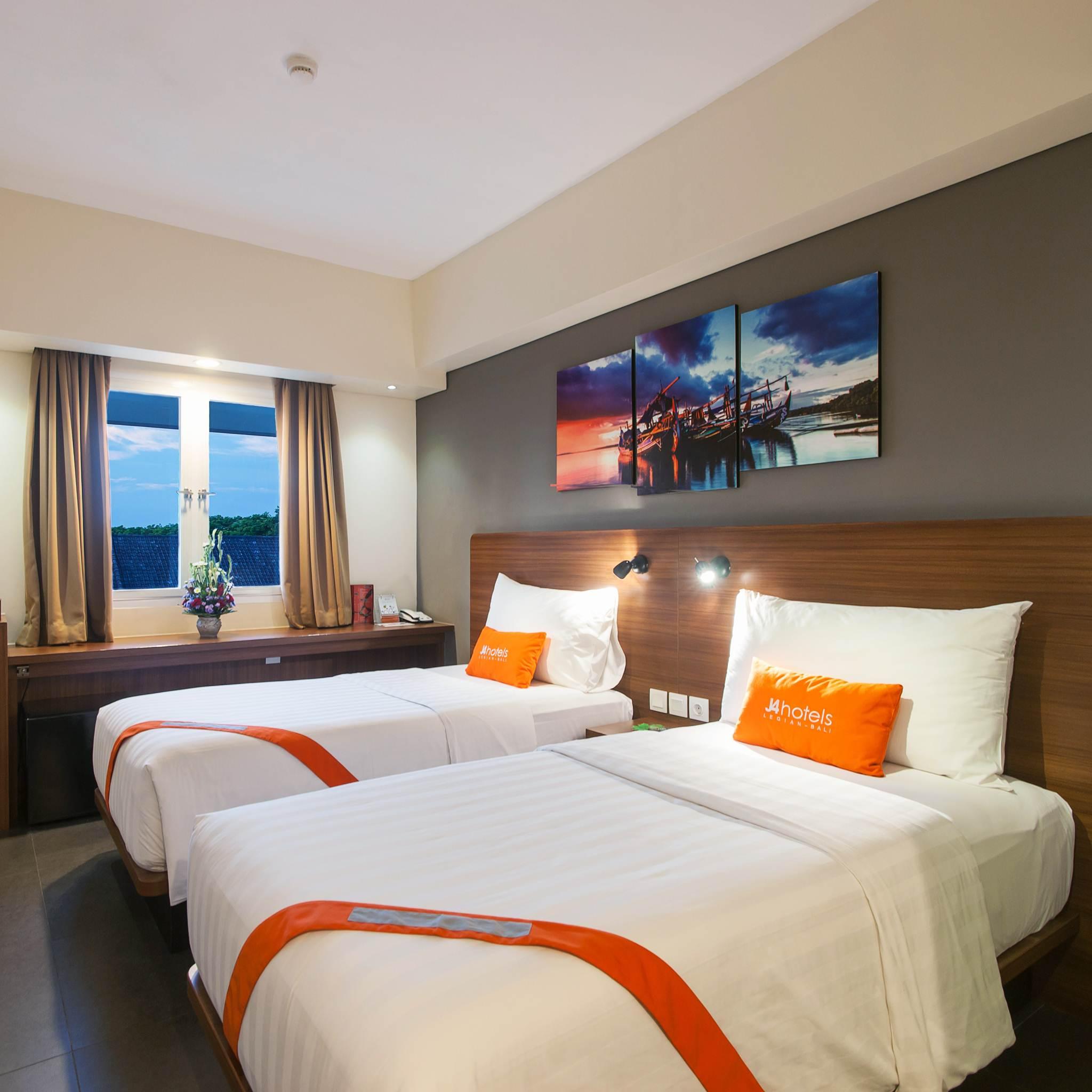 J4 Legian (Bali)