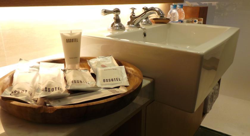 Hotel Ossotel