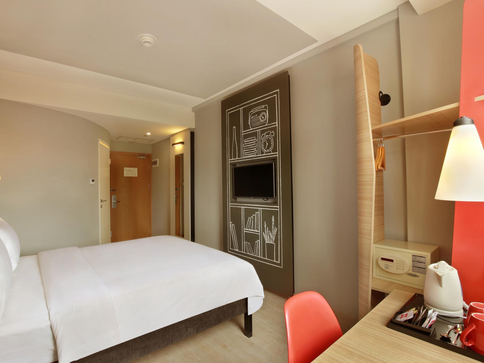 Ibis Bali Street Legian