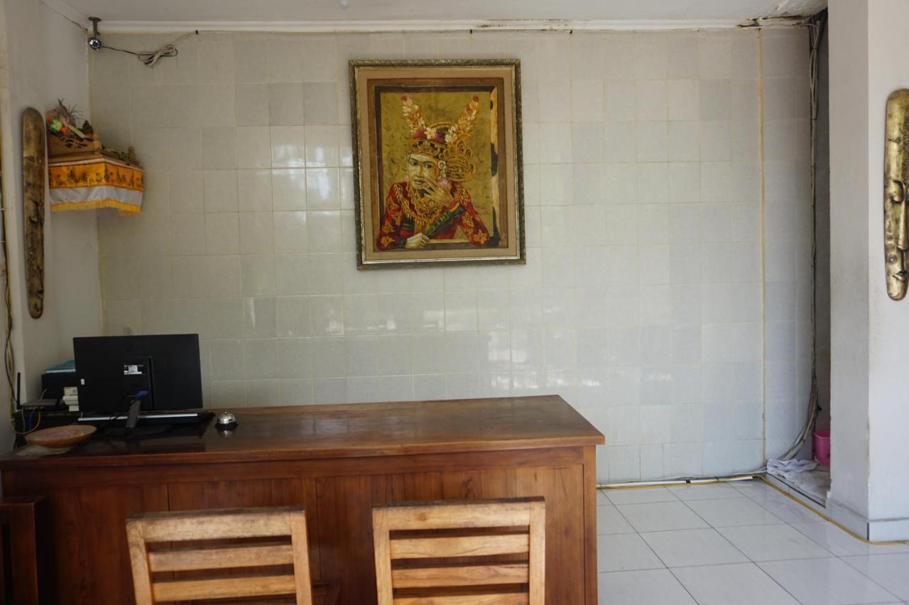 Oyo 90990 Surya Hotel