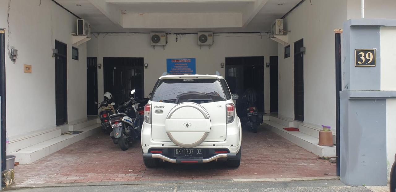 Oyo 90990 Surya Hotel
