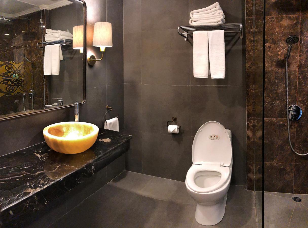 Puri Raja 4*