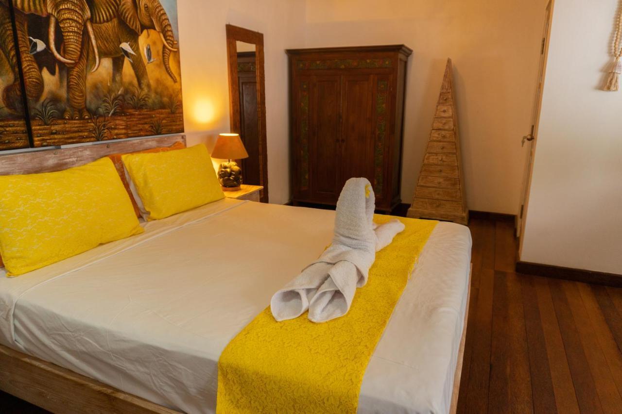 Shray Villa. Legian (Bali)