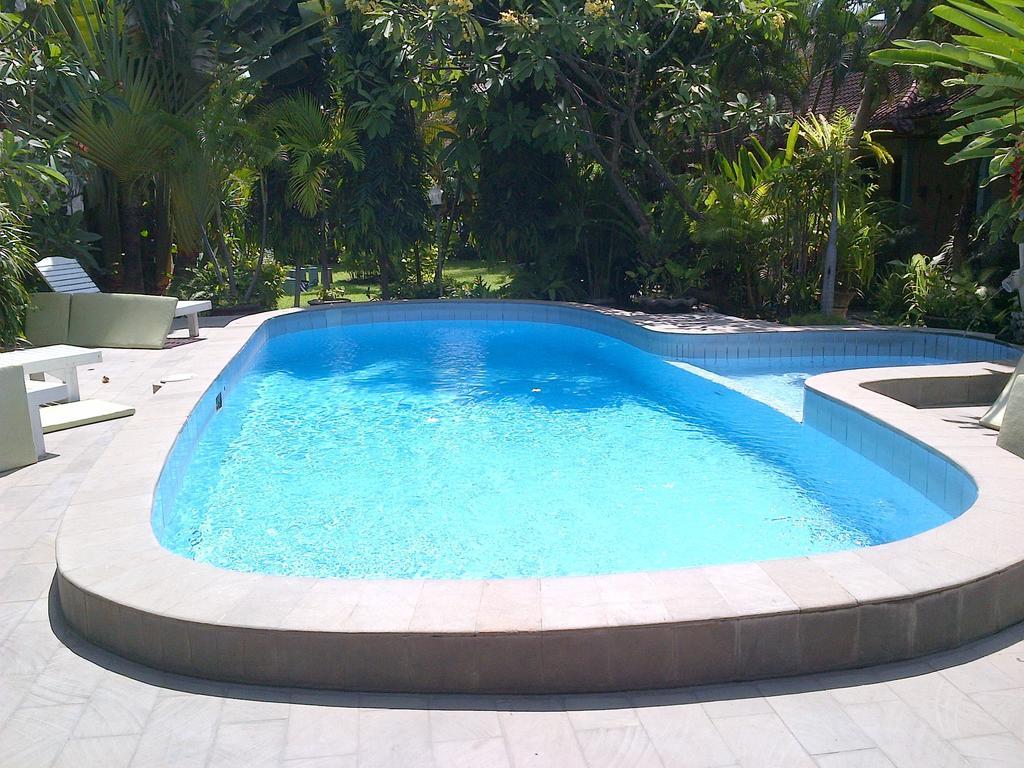 Adus Casa de hóspedes