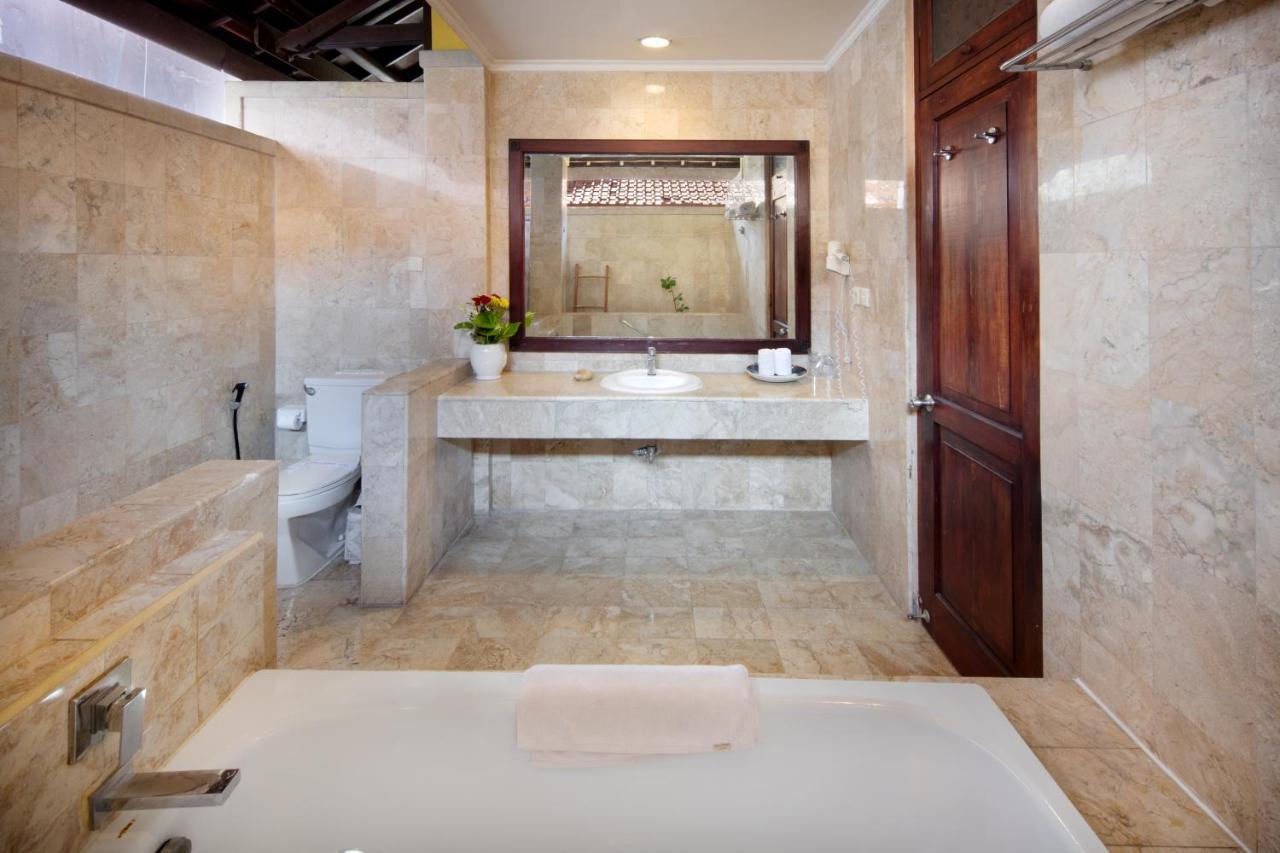 Royal Tunjung Hotel&villa - Chse Certified 3*