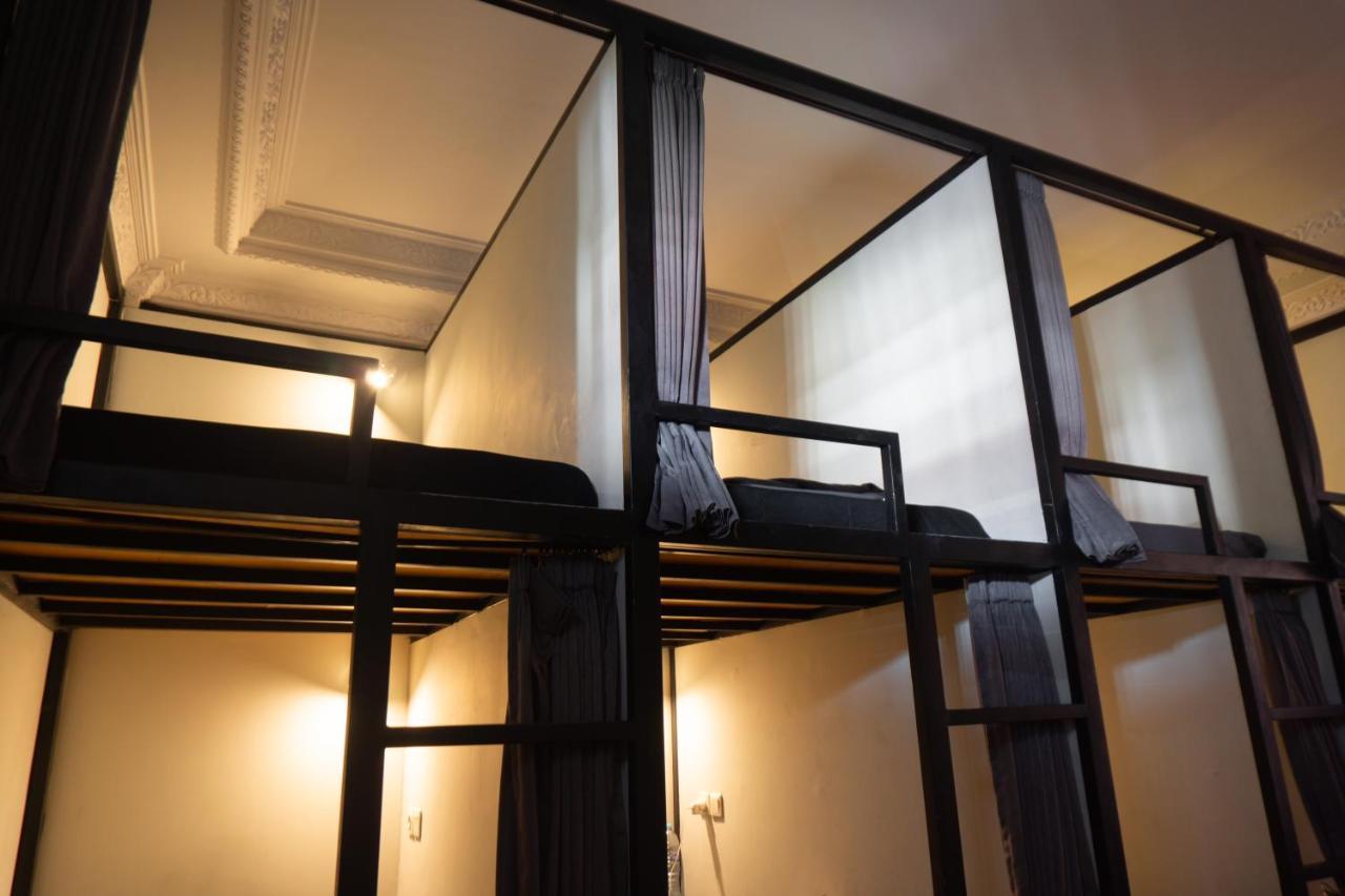 Hostel Sunshot Legian (Bali)