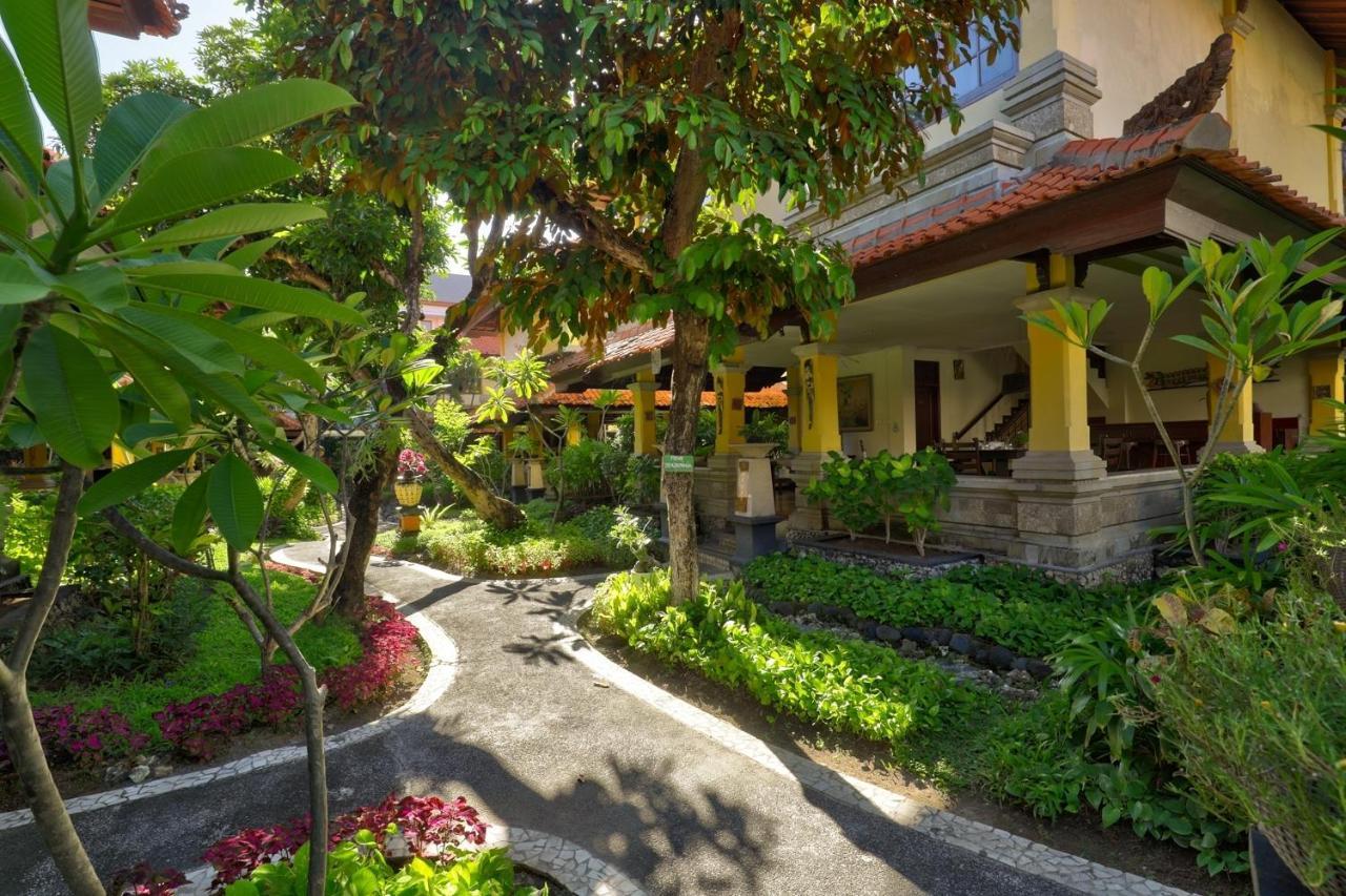 Royal Tunjung Hotel&villa - Chse Certified Taman liburan 3*