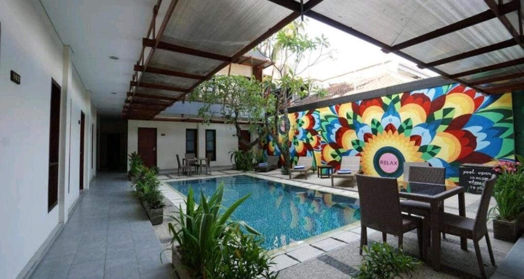 Keola Hotel Legian (Bali)