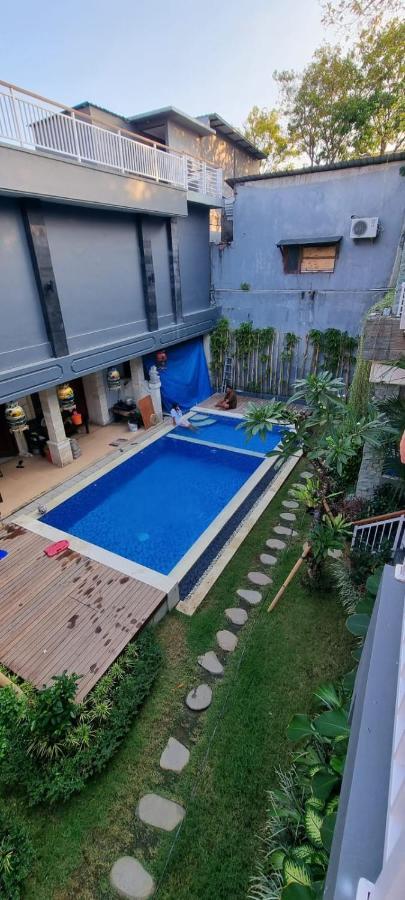 Dukuh Segara Aparthotel *