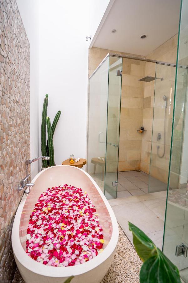 2 Bedrooms Dewi Sri Private Pool Seminyak *