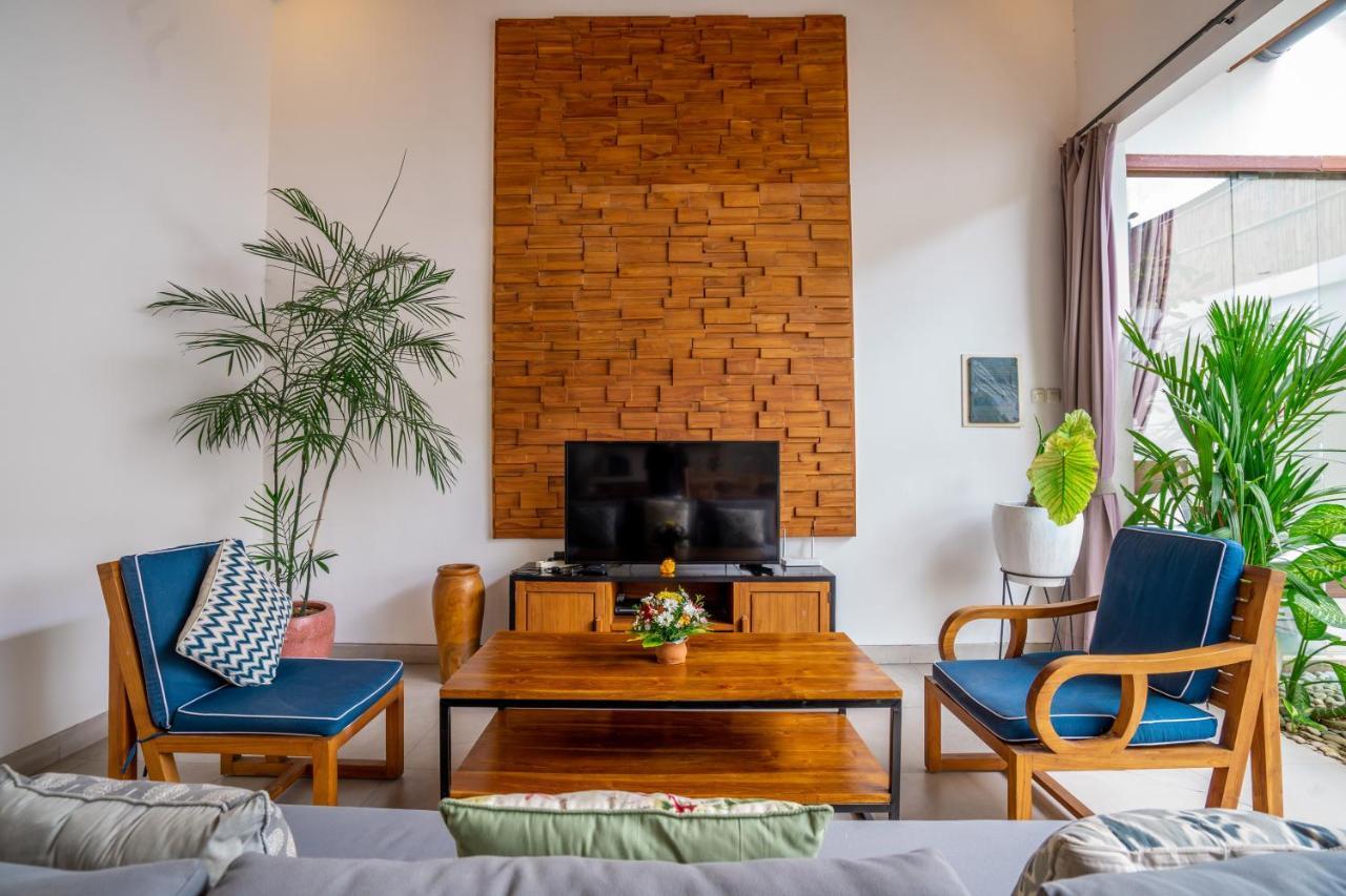 2 Bedrooms Dewi Sri Private Pool Seminyak