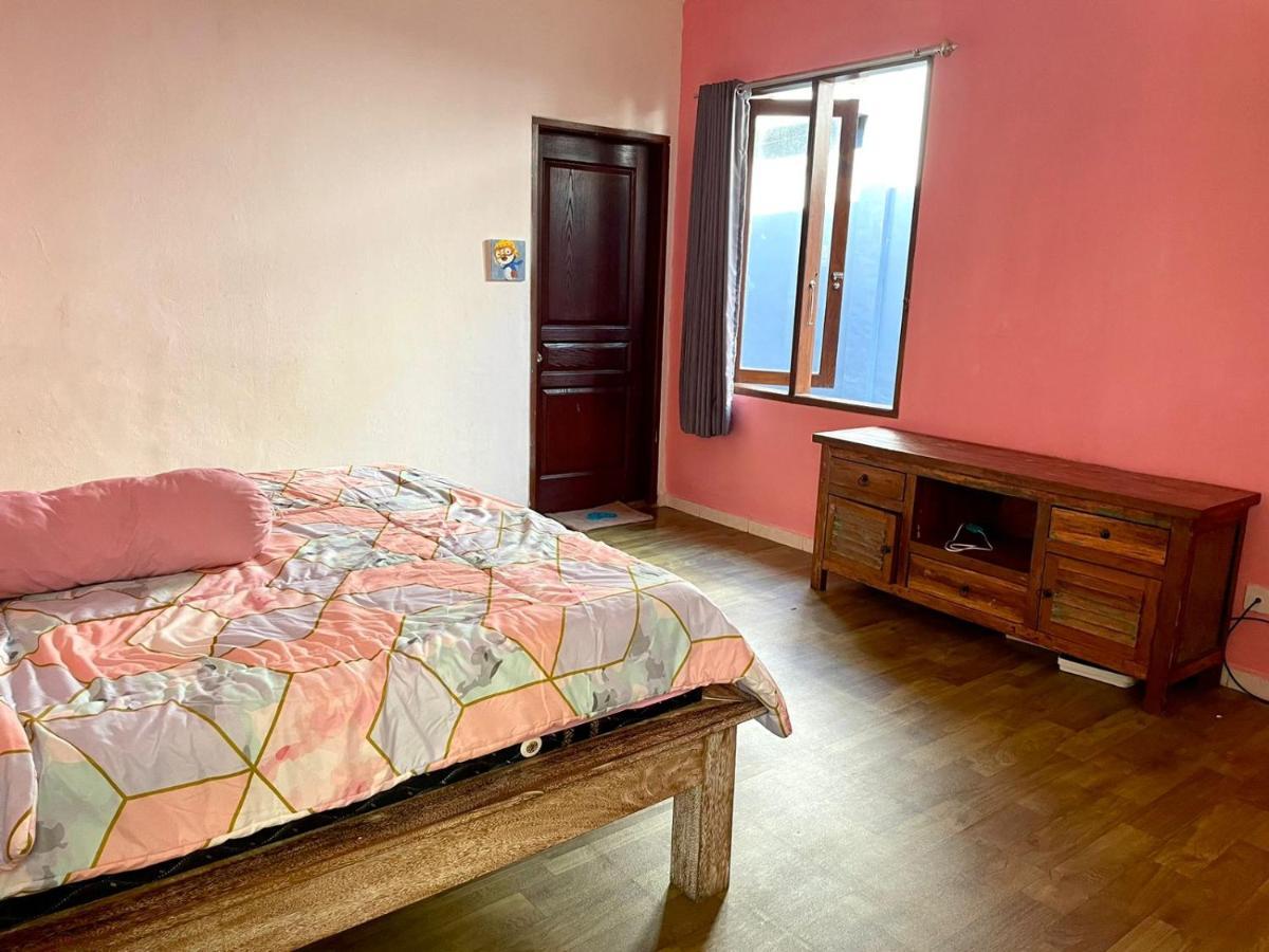 Holiday home Lanikki 3 Bedrooms 4 Bathrooms Seminyak