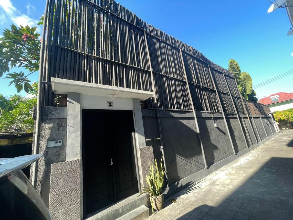 Lanikki 3 Bedrooms 4 Bathrooms Seminyak