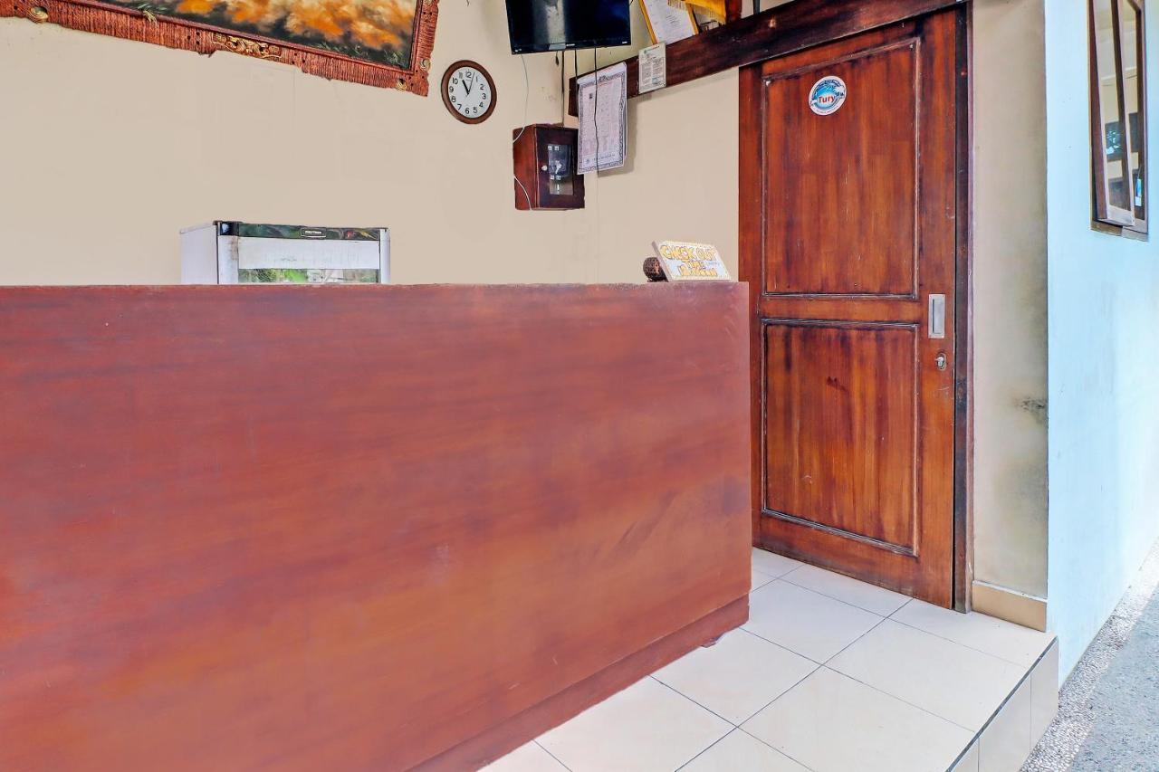 Oyo 92017 Sari Agung Hotel 2*