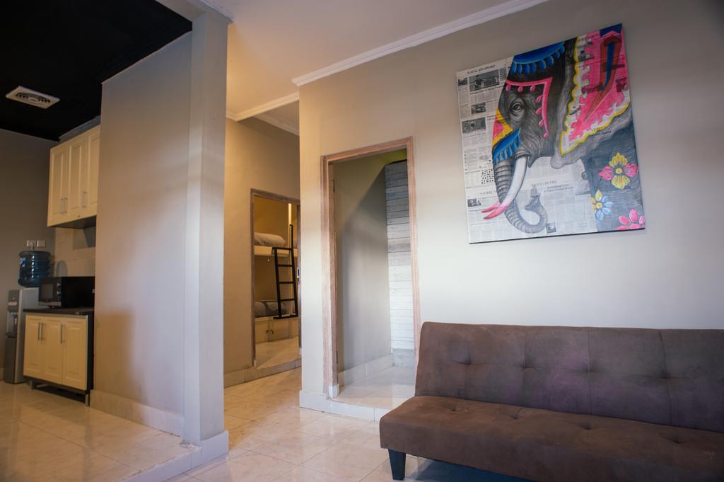 Hostel Bedplus Backpacker Kuta *