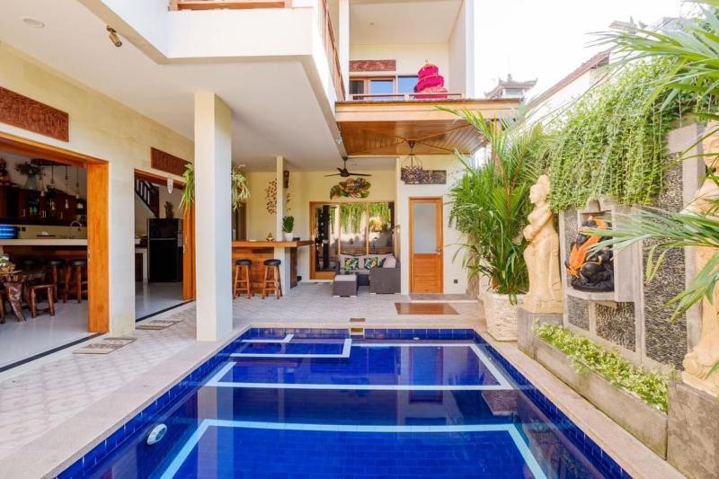 Villa Manis *