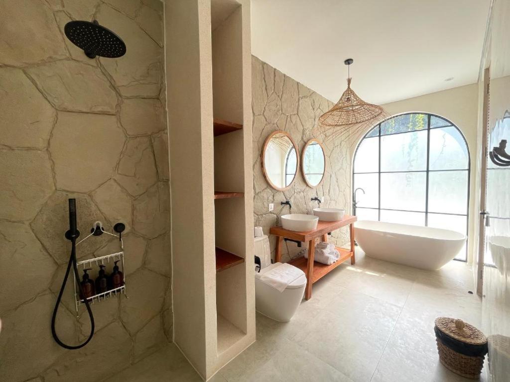 Anwa Cove Villa *