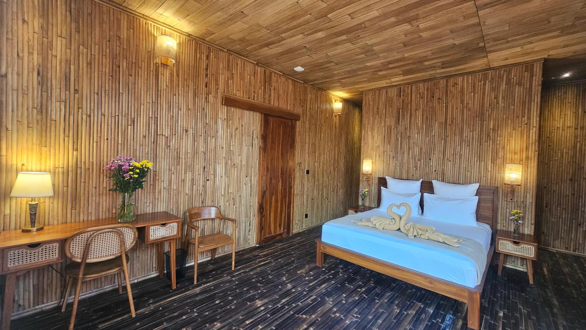 Villa Bamboo Estate *