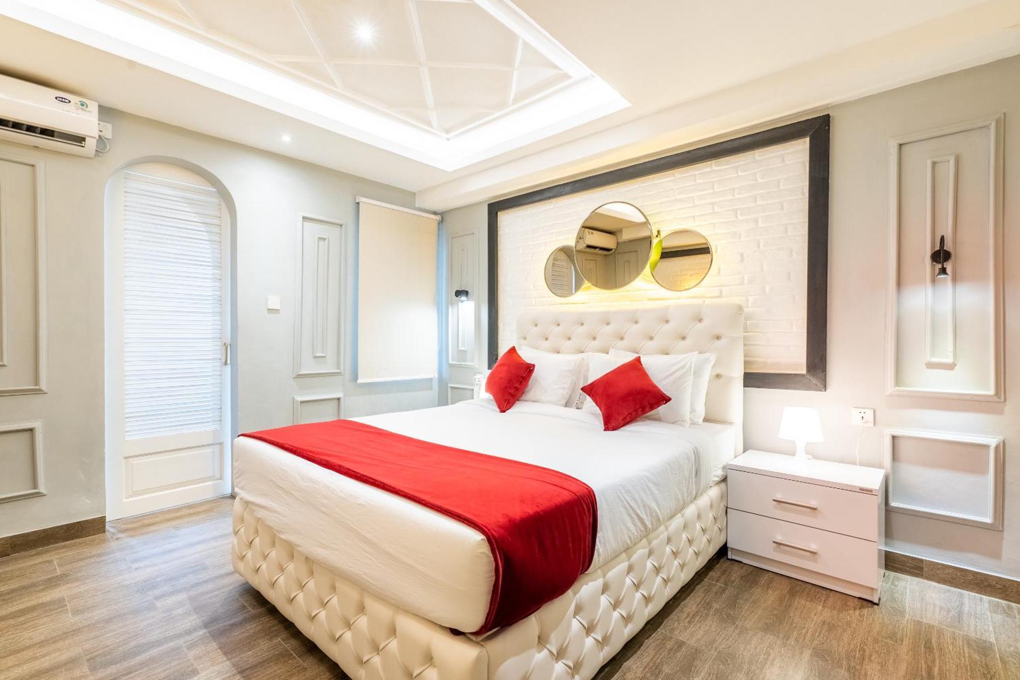 Luxury Belvedere Bali In Seminiak Villa