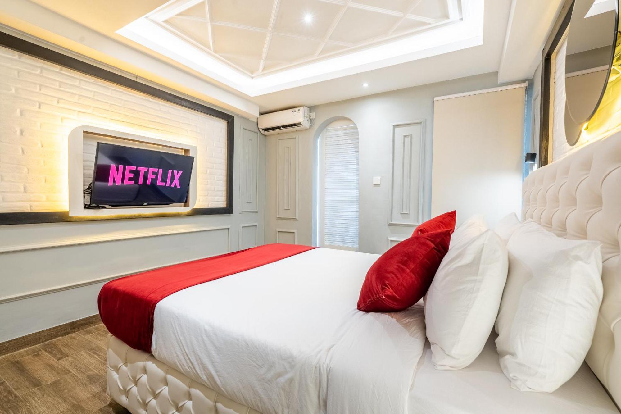 Luxury Belvedere Bali In Seminiak Villa
