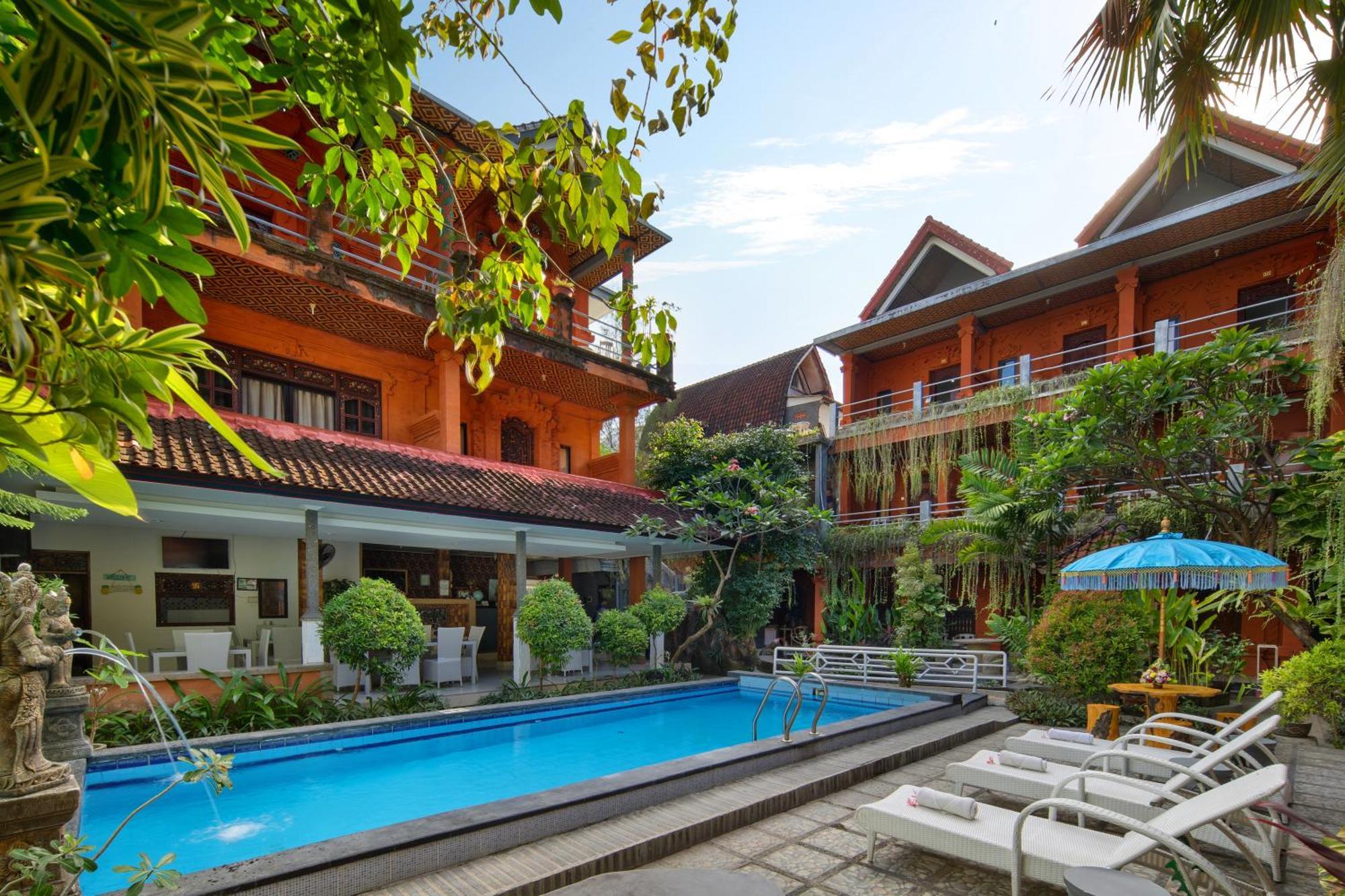 Lumbung Sari Hotel 2*