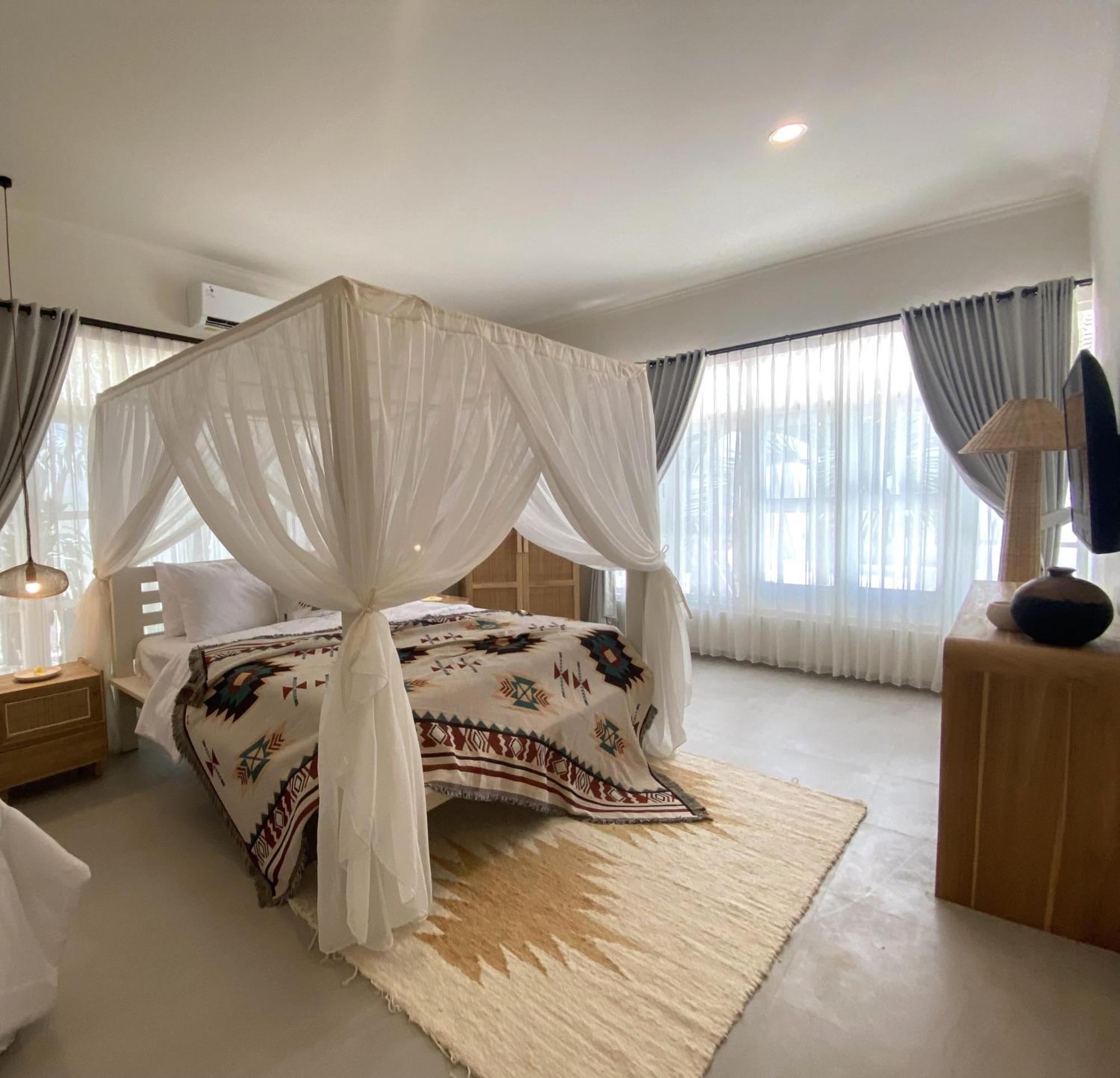 El Nis - - 4 Bedroom - 4 Bathroom - Luxury