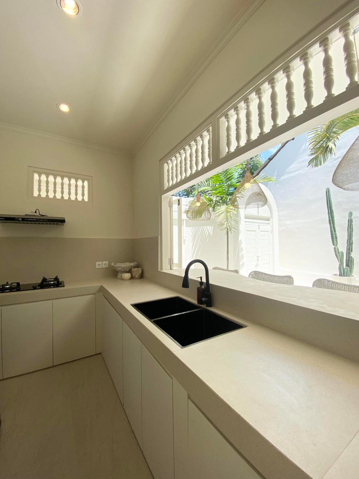 Villa El Nis - - 4 Bedroom - 4 Bathroom - Luxury Legian (Bali)