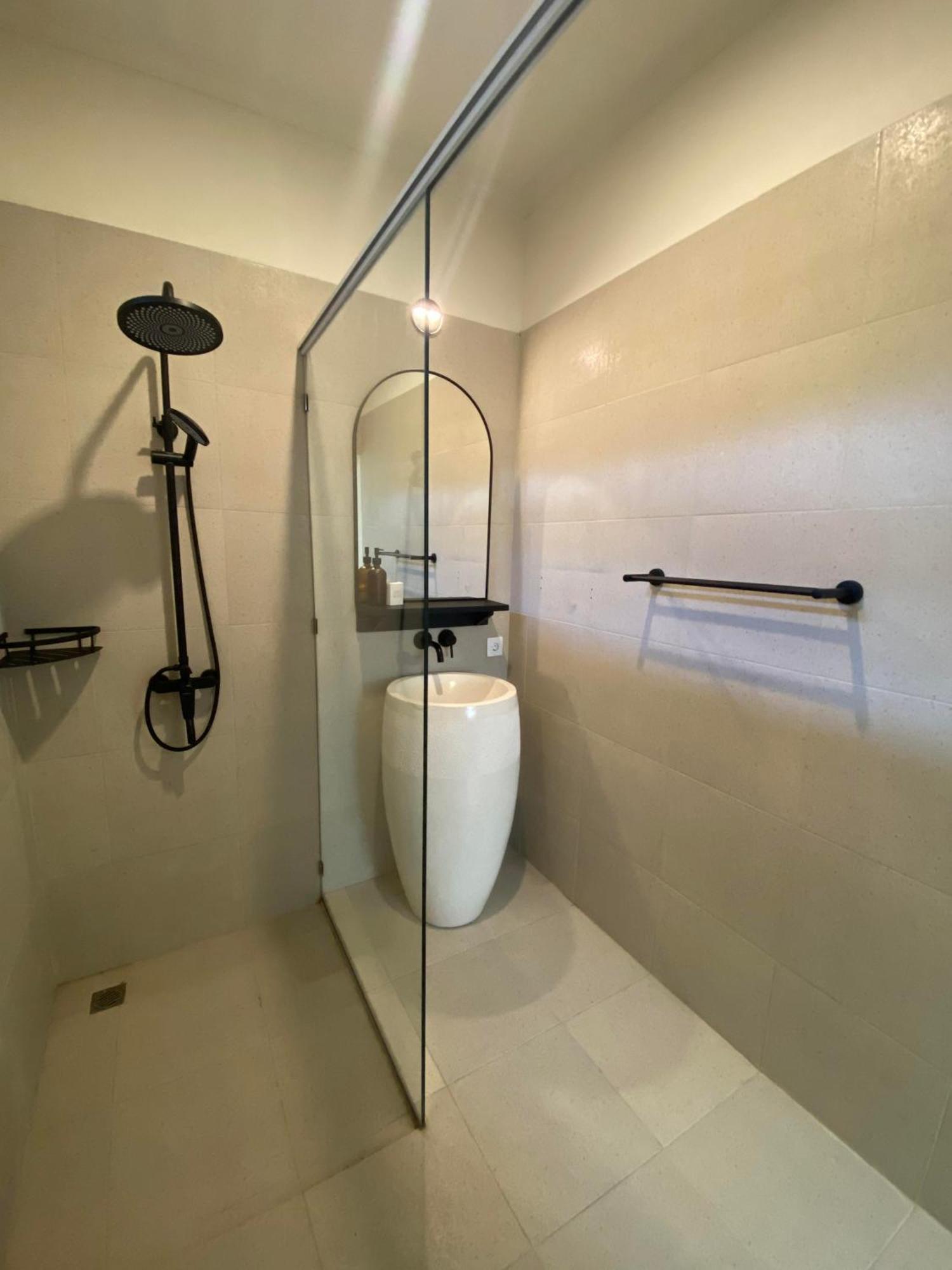 El Nis - - 4 Bedroom - 4 Bathroom - Luxury Villa