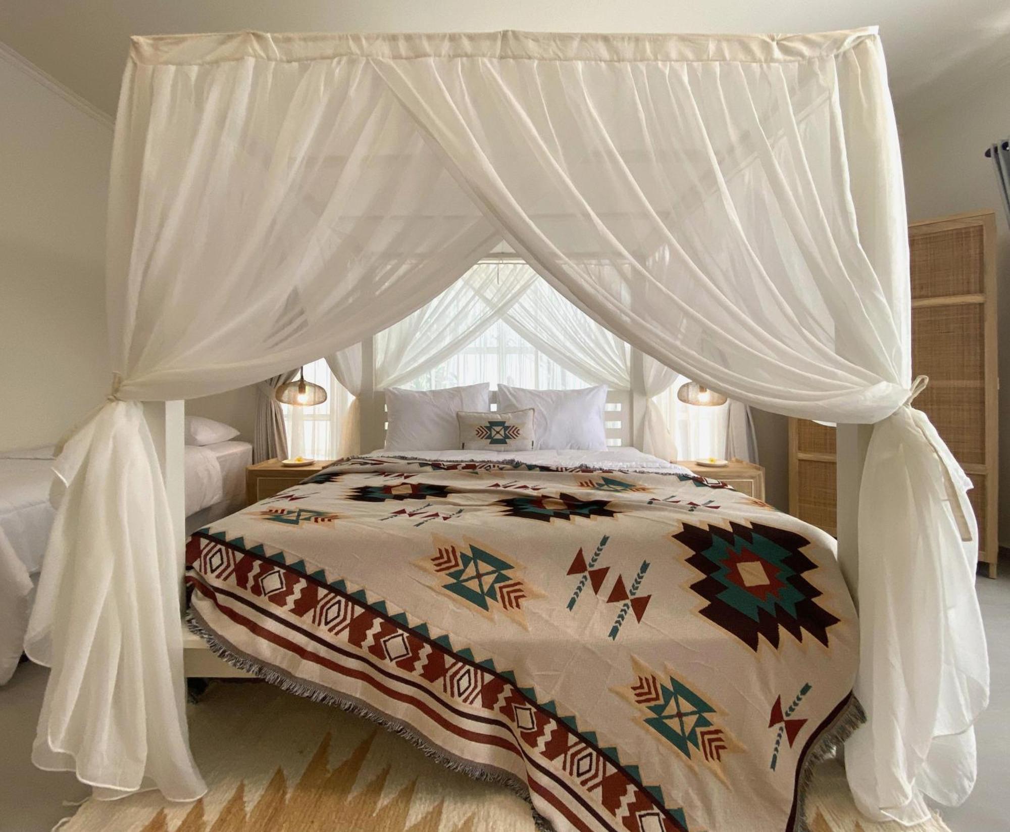 Villa El Nis - - 4 Bedroom - 4 Bathroom - Luxury Legian (Bali)