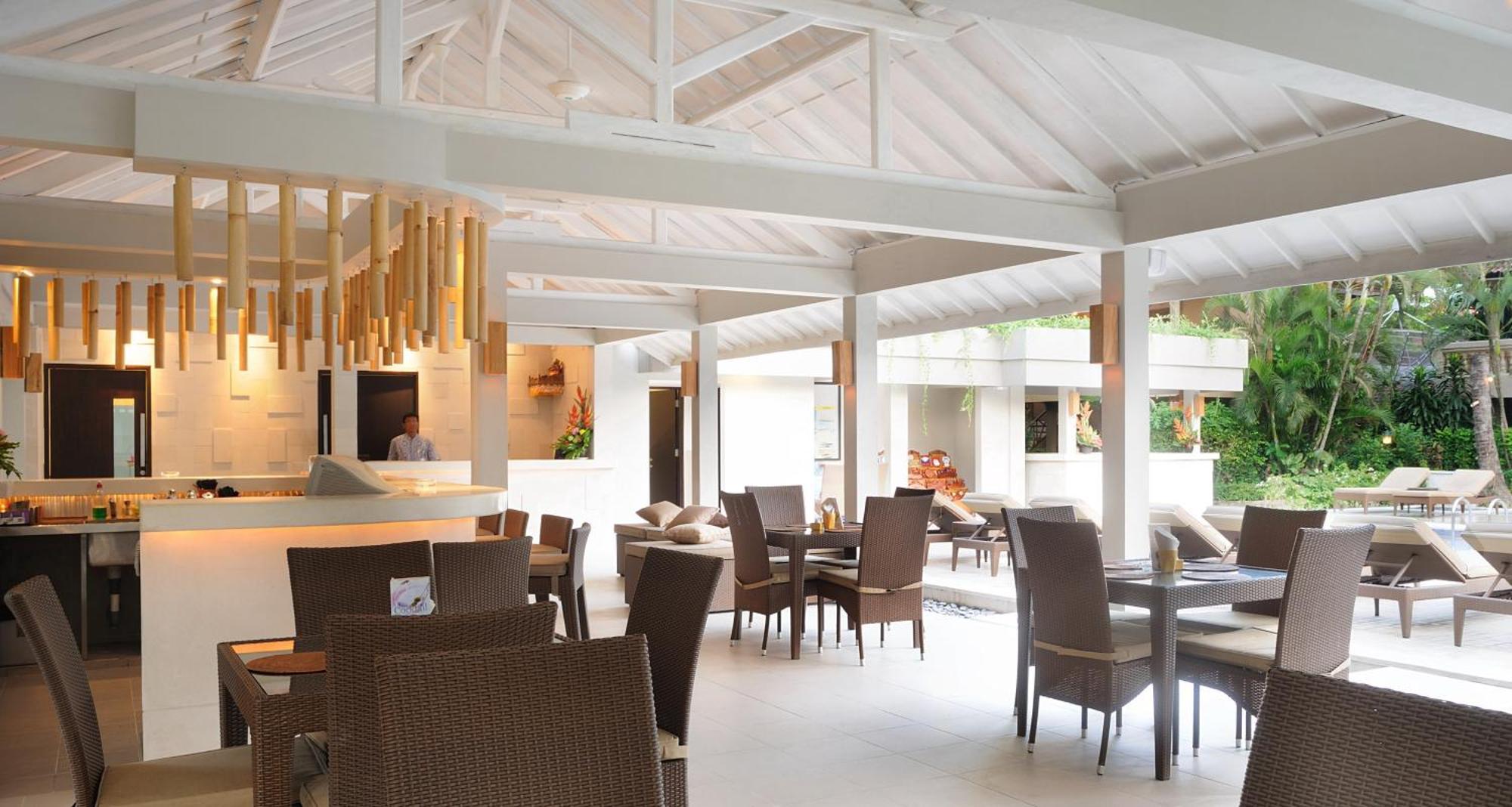 Hotel Dewi Sri 3*