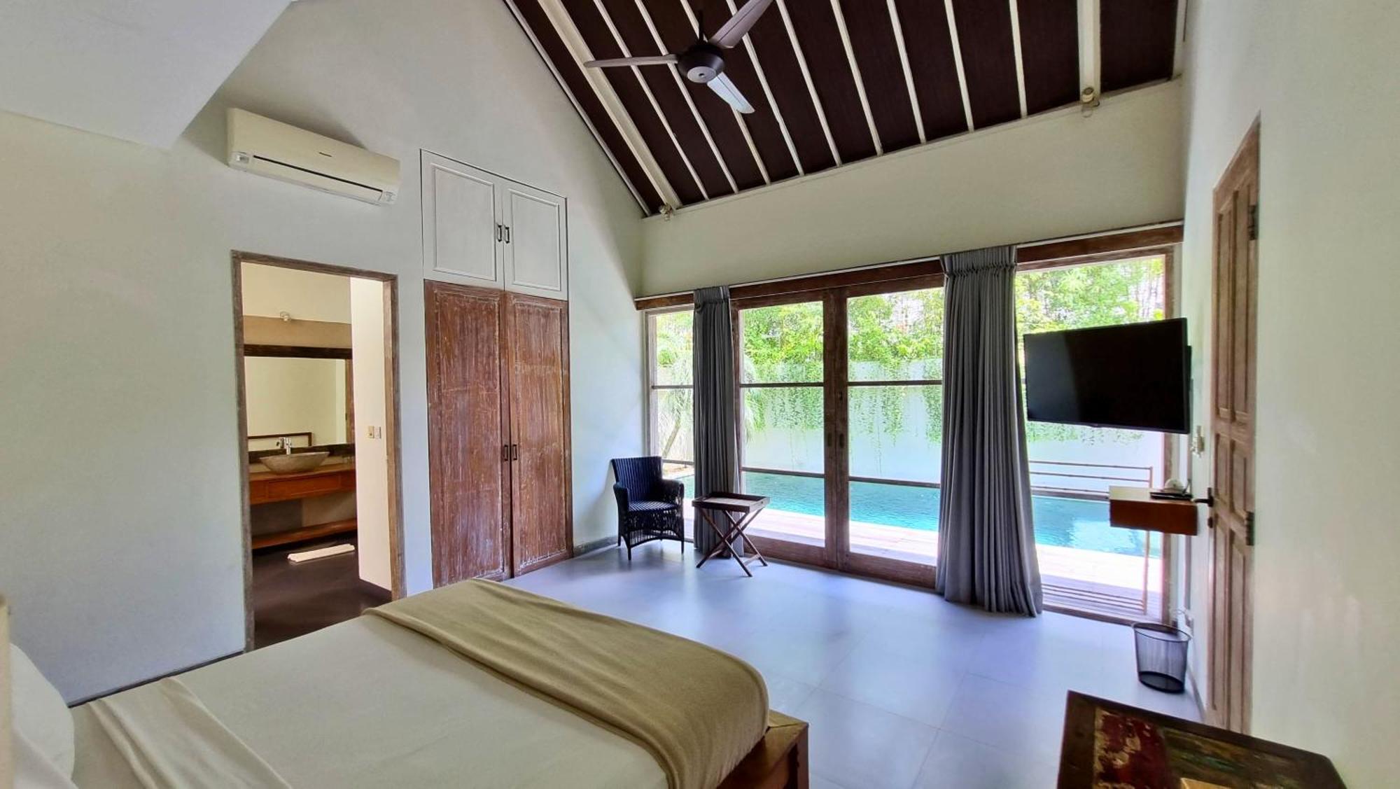 The Decks Bali Villa Legian (Bali)
