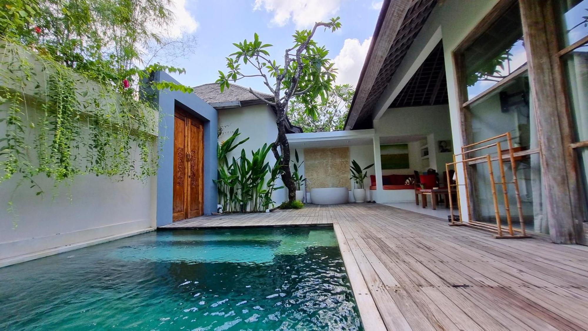 The Decks Bali Villa Legian (Bali)