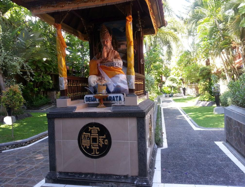 Dewa Bharata Hotel Legian