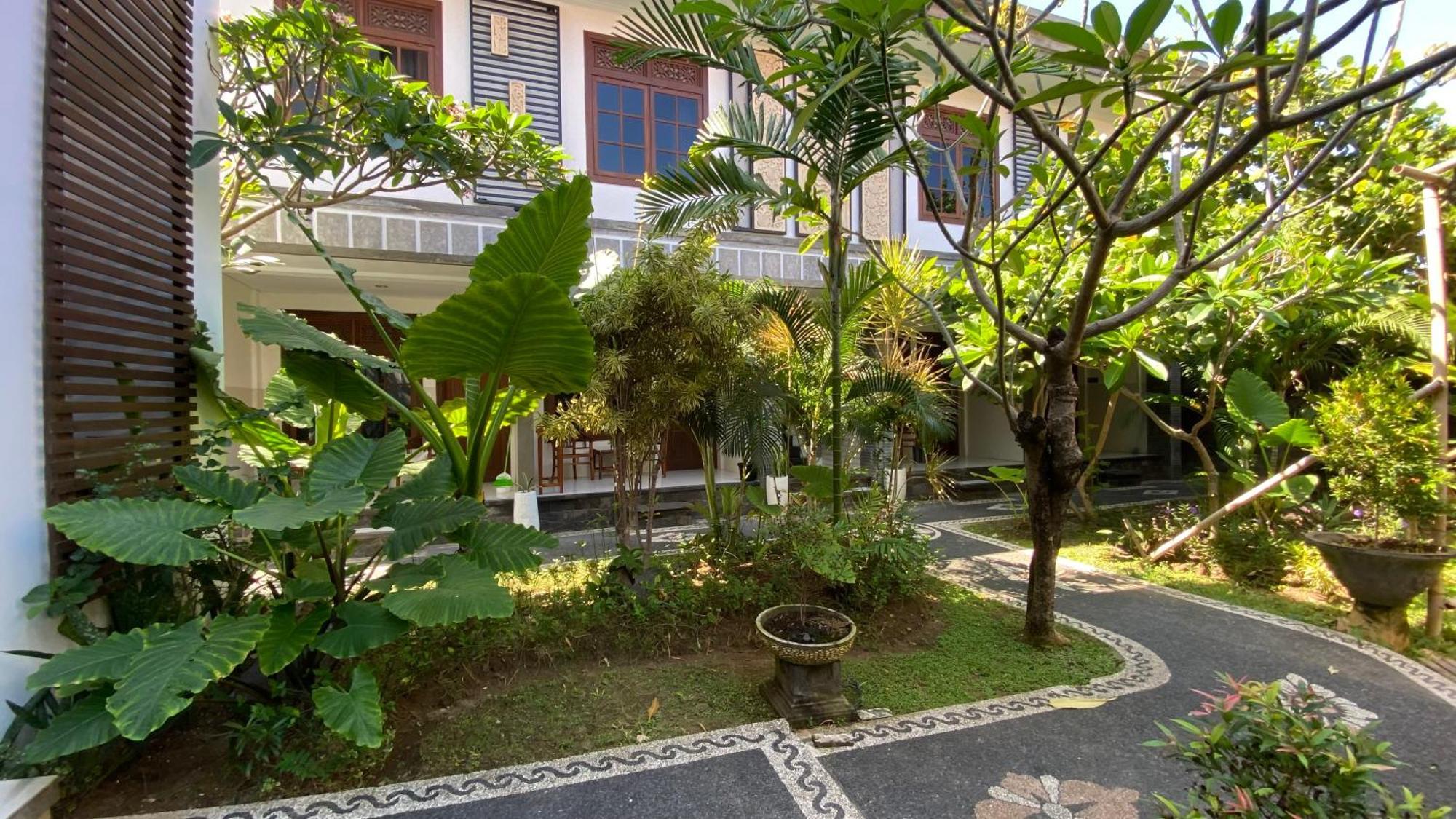 Hotel Sandat