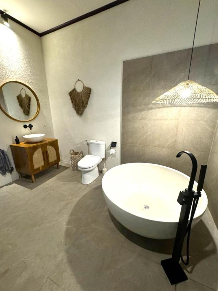 Cucu - - 3 Bedroom * Legian (Bali)