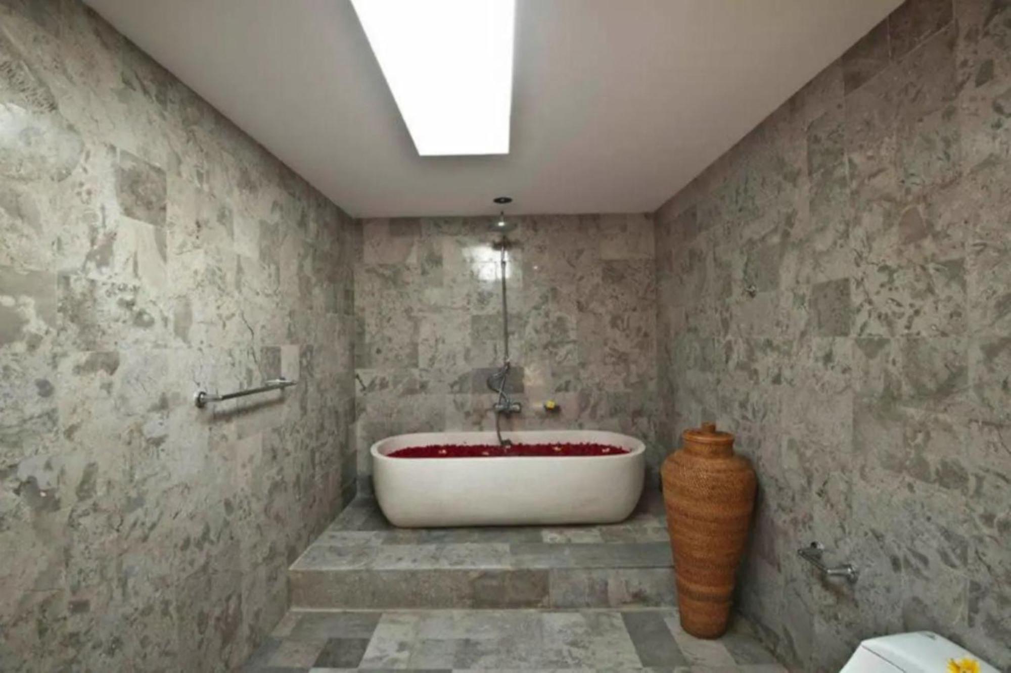 Villa Amira Legian (Bali)