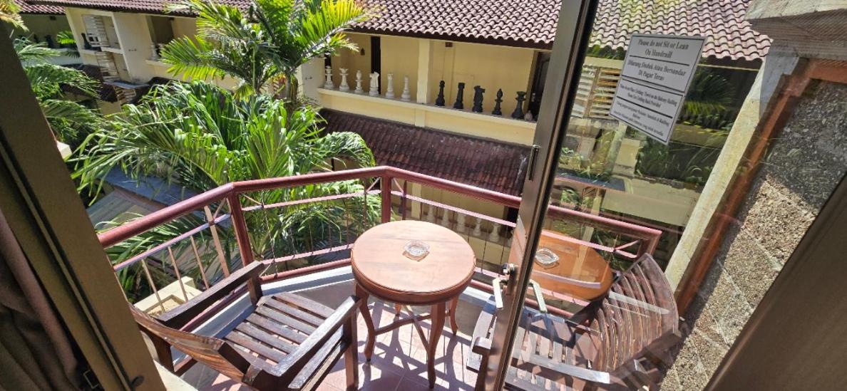 6450 At Jayakarta Bali * Legian (Bali)