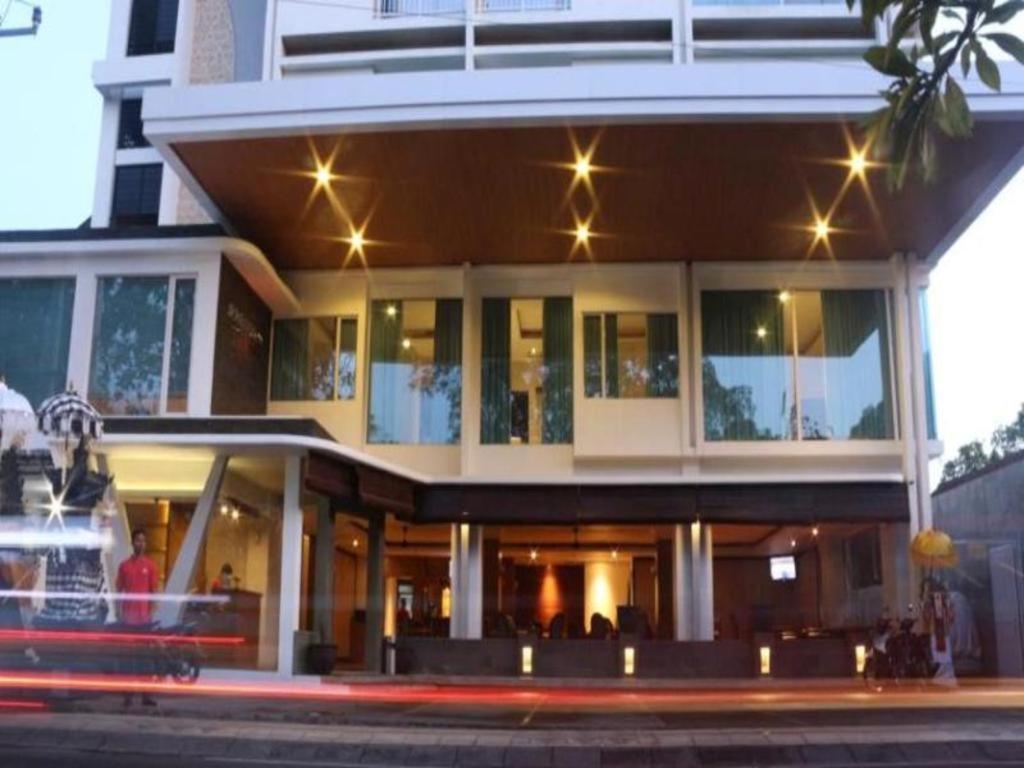 Premium Hotel