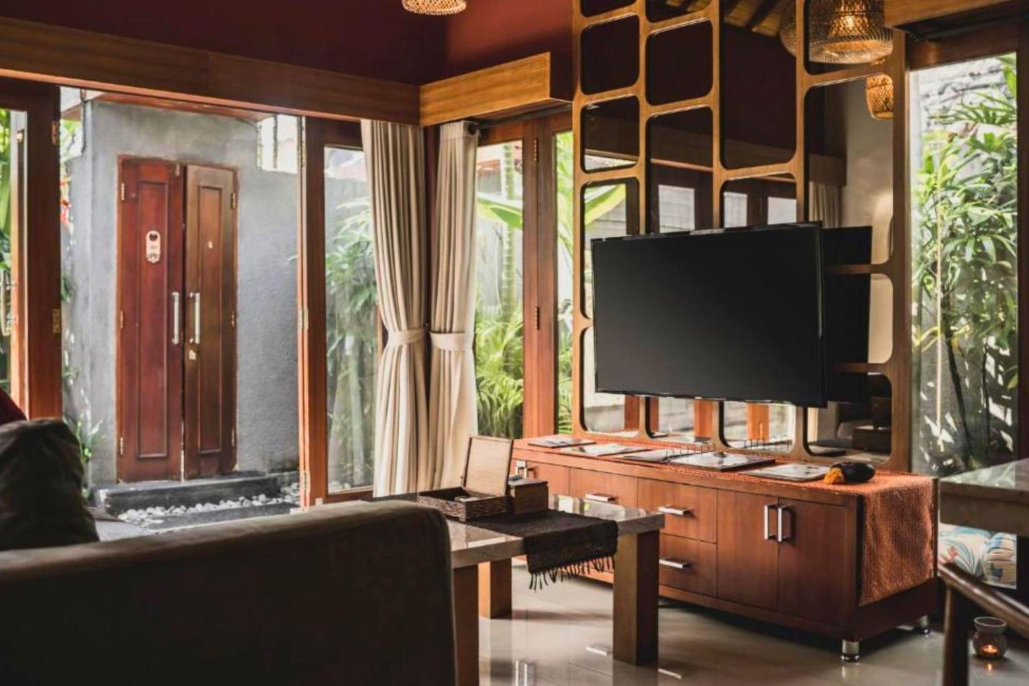 Sadawira 1 Bedroom Private Pool & Bathtub Zn168 Legian (Bali)