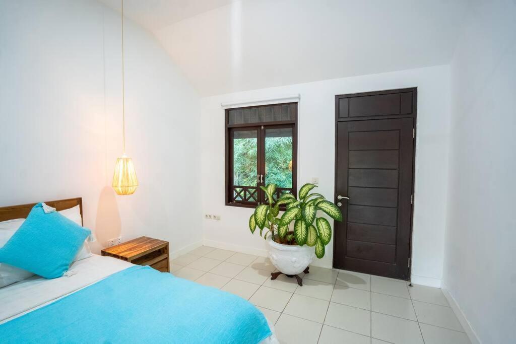 Villa Stunning 4br Oasis In Legian (Bali)