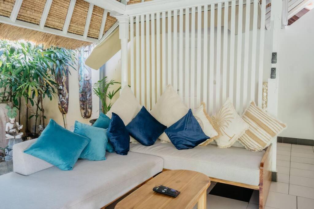 Stunning 4br Oasis In Villa Legian (Bali)