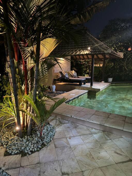 Stunning 4br Oasis In Villa Legian (Bali)