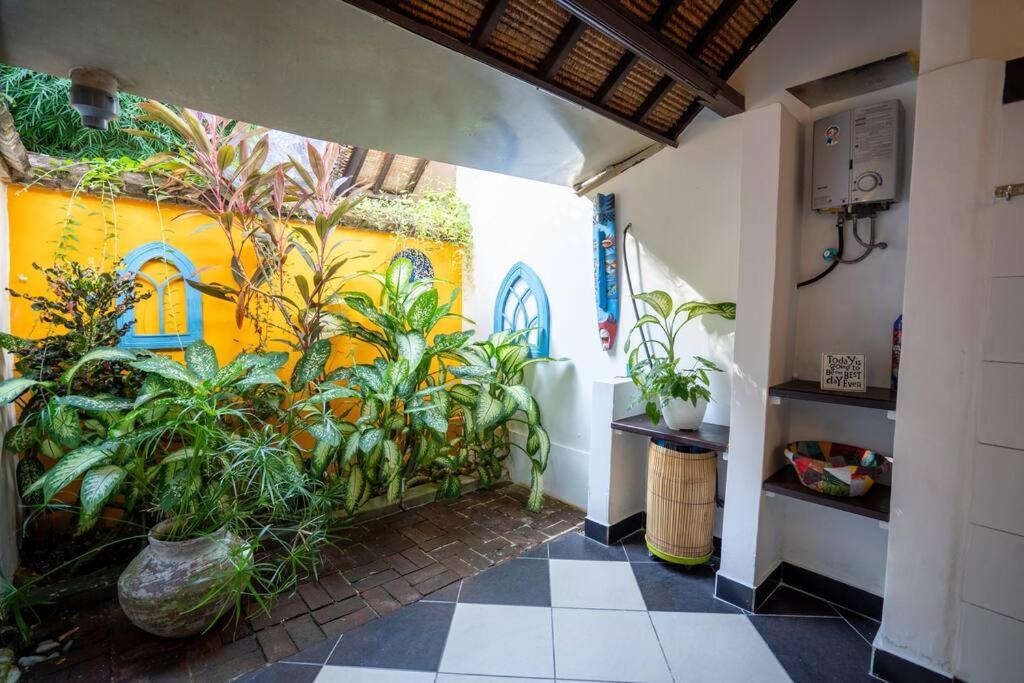 Stunning 4br Oasis In *