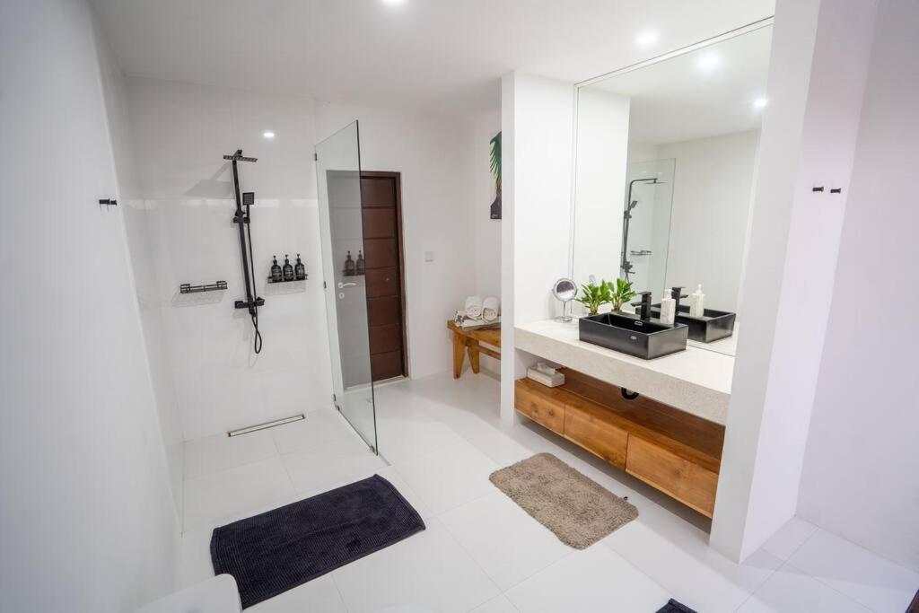 Villa Stunning 4br Oasis In *