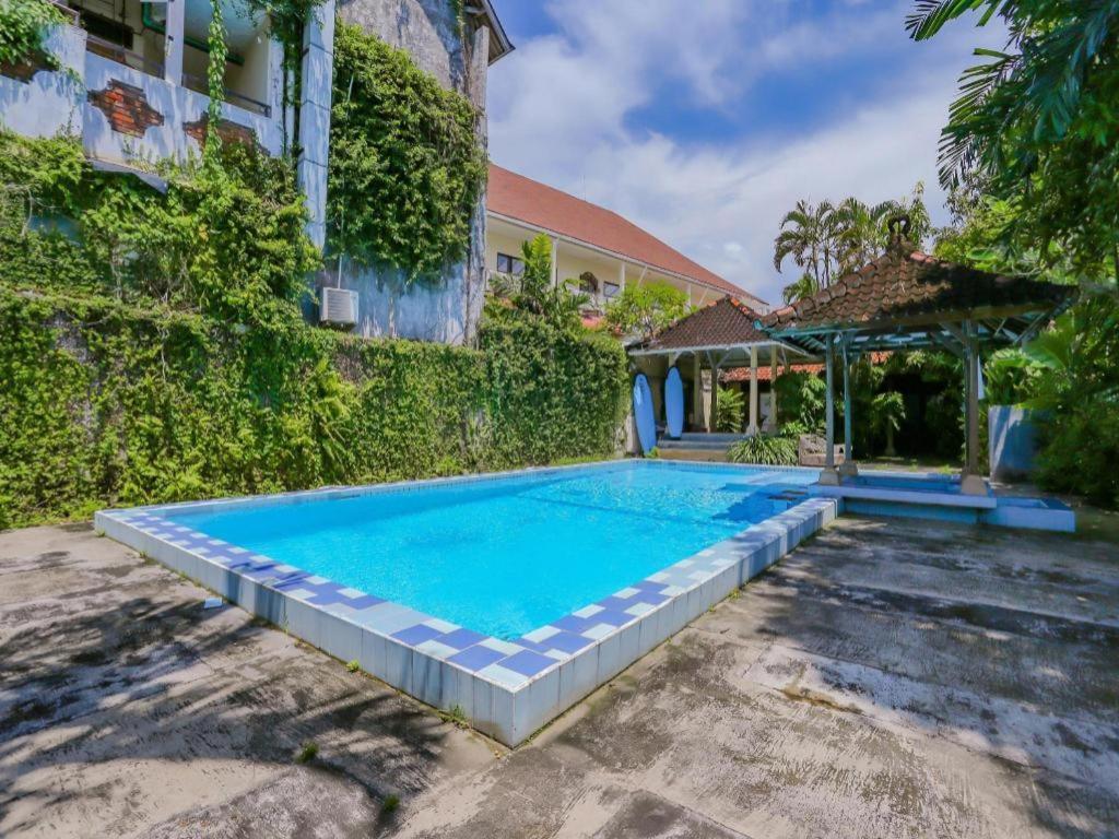 Oyo 4012 Ari 2* Legian (Bali)