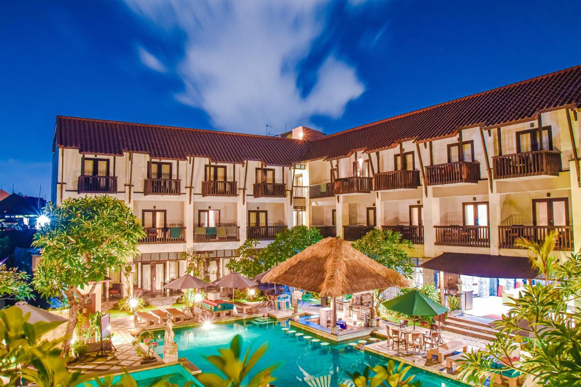 Hotel The Lokha & Legian (Bali)