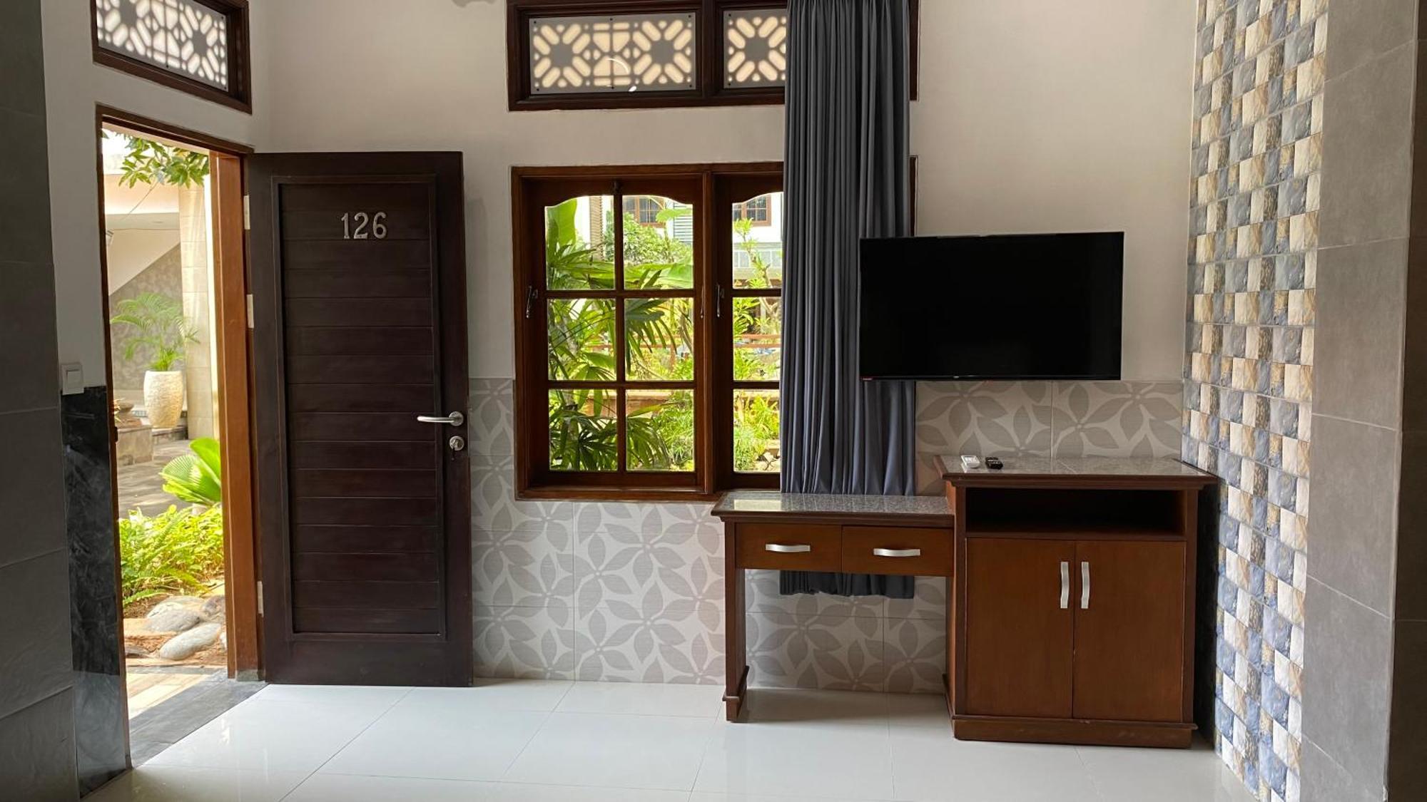 Sandat Hotel 3*