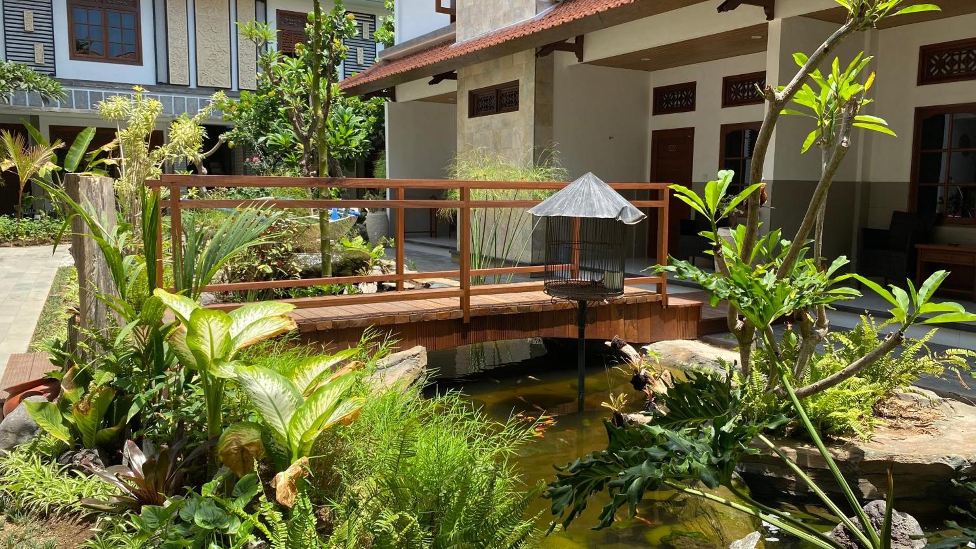 Hotel Sandat 3*