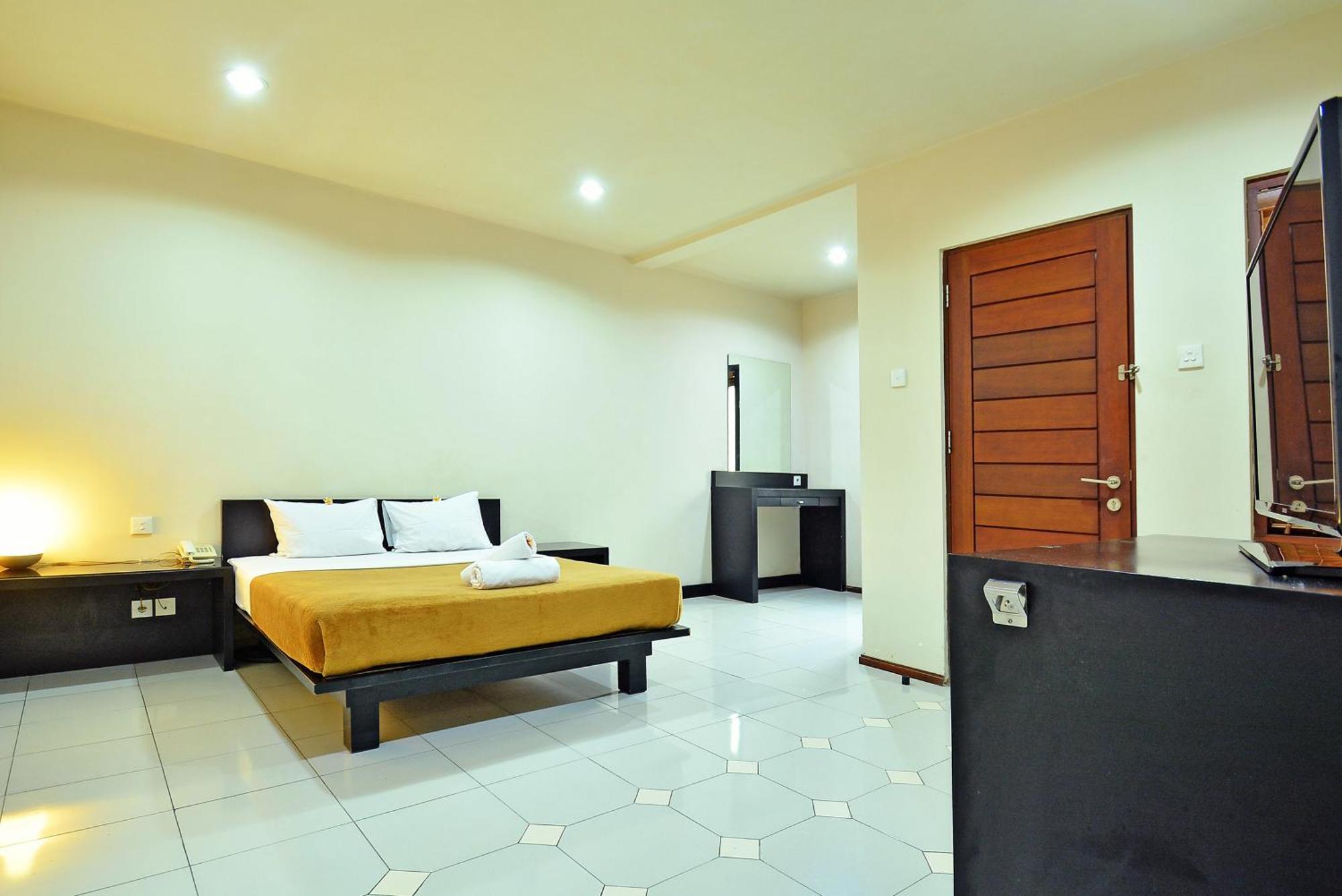 Aparthotel Taman Ayu Town House